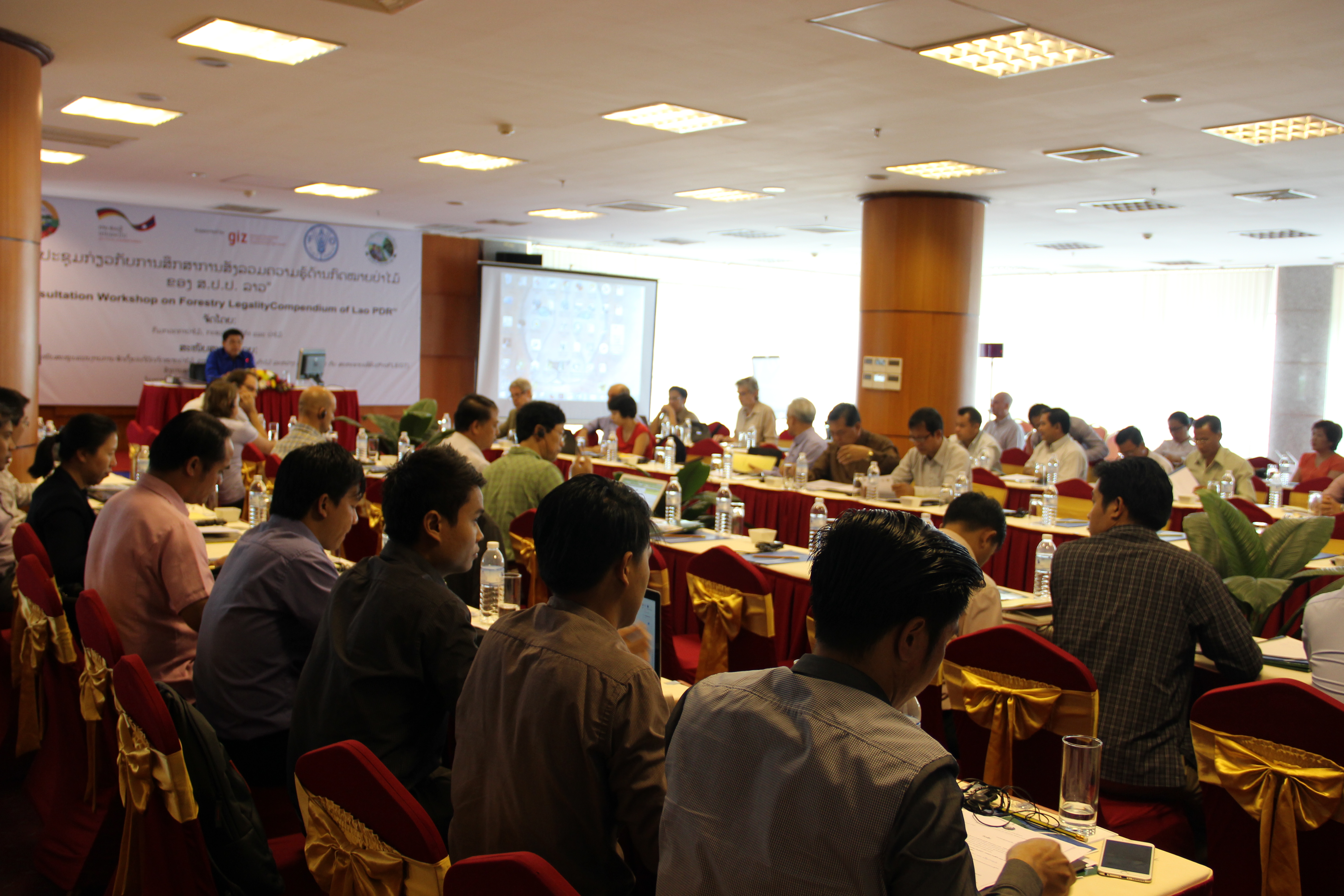 ການສຶກສາການສັງລວມຄວາມຮູ້ດ້ານກົດໝາຍປ່າໄມ້:  ບາດກ້າວສໍາຄັນໃນການຄ້າໄມ້ທີ່ຖືກກົດໝາຍ